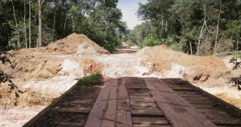 Mais uma galeria com aduela de concreto começa a ser construída no Santo Antônio da Fartura