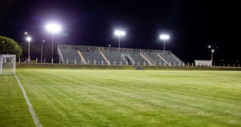 Estádio Municipal ganha sistema de iluminação em LED