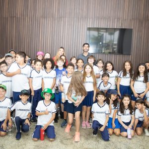 Como parte de projeto pedagógico, alunos se reúnem com prefeito de Campo Verde
