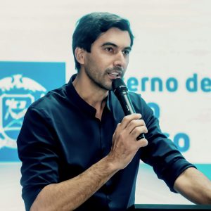 Prefeito participa de encontro com alunos da ETEC
