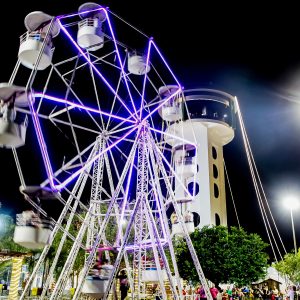 Brinquedos da decoração natalina seguem funcionando até o dia 8 nas Praças São João Paulo II e dos Três Poderes