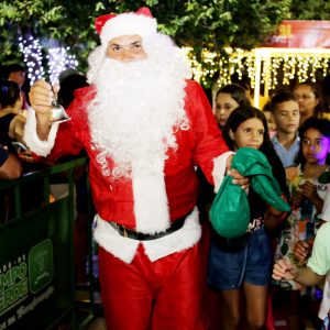 Com a chegada do Papai Noel, Campo Verde entra no clima do Natal