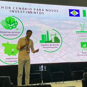 Em Goiânia, prefeito Alexandre apresenta palestra sobre o potencial têxtil de Campo Verde