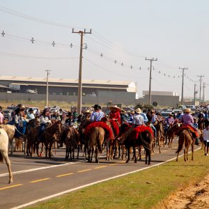 Cavalgada engrandece culturalmente comemorações de aniversário de Campo Verde