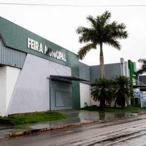 Com 85% das obras concluídas, reforma da Feira Municipal avança para finalização. Boxes ainda não podem ser utilizados