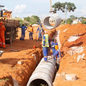 Sistema de drenagem da Avenida São Cristóvão começa a ser implantado
