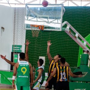Campo Verde conquista o título em duas categorias no Regional Sul de Basquete