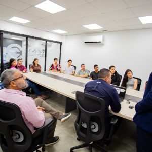 Servidores da Secretaria Municipal Integrada de Apoio à Segurança Pública participam de capacitação sobre o Vigia Mais MT
