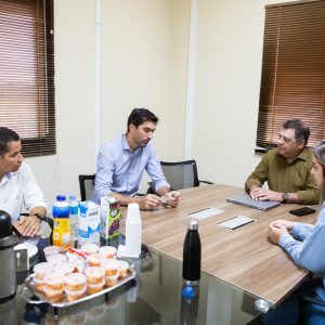 Prefeito visita indústria de biodiesel e ouve demandas