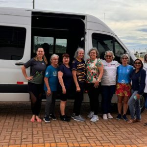 Equipe feminina de vôlei adaptado de Campo Verde realiza primeiro amistoso